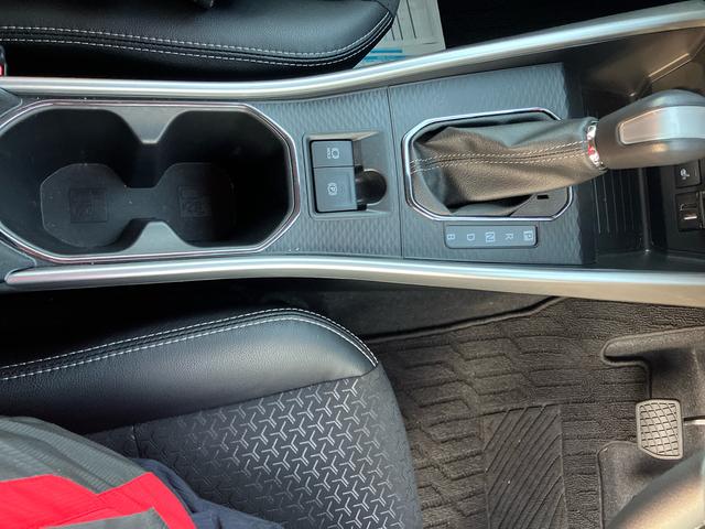 ロッキープレミアムＧ　ＨＥＶ（山口県）の中古車