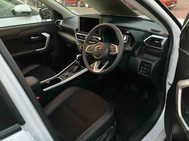 ロッキープレミアムＧ　ＨＥＶ（山口県）の中古車