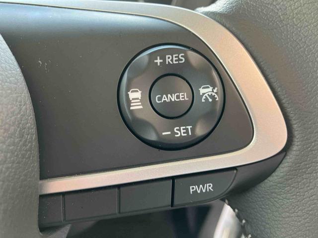 トールカスタムＧ　パノラマモニター　自動追従機能　両側電動ドア盗難防止システム　レーダークルコン　両側自動ドア　禁煙車　誤発進抑制機能　オートハイビーム　Ａライト　バックモニター　ＬＥＤランプ　エコアイドル　アルミ　クリアランスソナー　スマートキー　ＬＫＡ（山口県）の中古車