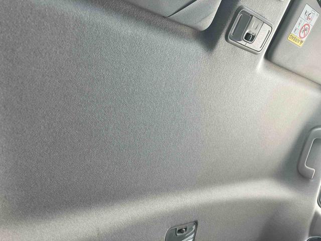 トールカスタムＧ　パノラマモニター　自動追従機能　両側電動ドア盗難防止システム　レーダークルコン　両側自動ドア　禁煙車　誤発進抑制機能　オートハイビーム　Ａライト　バックモニター　ＬＥＤランプ　エコアイドル　アルミ　クリアランスソナー　スマートキー　ＬＫＡ（山口県）の中古車