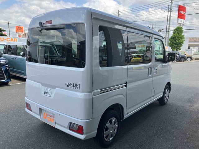 ハイゼットカーゴクルーズ　バックカメラ　２ＷＤ衝突被害軽減装置　助手席エアバッグ　運転席エアバッグ　横滑防止　禁煙車　盗難防止システム　ＡＢＳ　安全ボディ　両側スライド　オートライト　ハイビームアシスト　レーンキープアシスト　Ｂカメ（山口県）の中古車