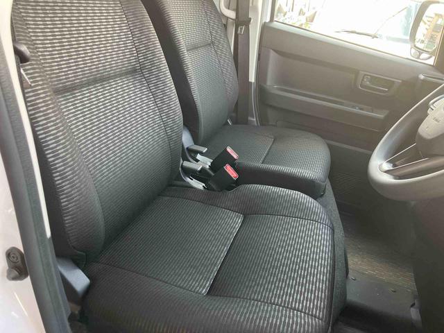 ハイゼットカーゴクルーズ　バックカメラ　２ＷＤ衝突被害軽減装置　助手席エアバッグ　運転席エアバッグ　横滑防止　禁煙車　盗難防止システム　ＡＢＳ　安全ボディ　両側スライド　オートライト　ハイビームアシスト　レーンキープアシスト　Ｂカメ（山口県）の中古車