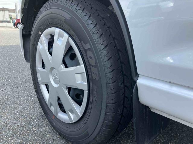 ハイゼットカーゴクルーズ　バックカメラ　２ＷＤ衝突被害軽減装置　助手席エアバッグ　運転席エアバッグ　横滑防止　禁煙車　盗難防止システム　ＡＢＳ　安全ボディ　両側スライド　オートライト　ハイビームアシスト　レーンキープアシスト　Ｂカメ（山口県）の中古車