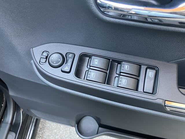 タントカスタムＲＳ　シートヒーター　パノラマモニター踏み間違え防止　タ−ボ　フロントカメラ　スマートキ　オートハイビーム　衝突安全ボディ　キーフリー　ｅｃｏＩＤＬＥ　サイドカメラ　全方向カメラ　バックカメラ付き　ＬＥＤライト　ベンチシート（山口県）の中古車