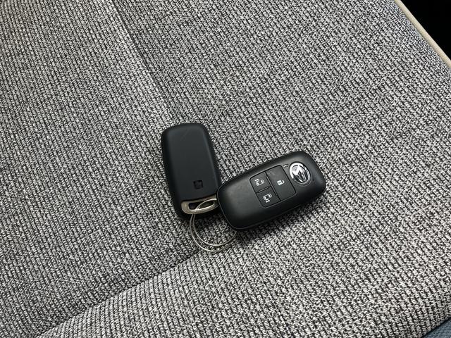 ムーヴキャンバスストライプスＧ　バックカメラ　シートヒーター前後障害物センサー　衝突軽減ブレーキシステム　禁煙　アイドリングＳ　バックカメラ付　Ｓヒーター　車線逸脱警報　キーフリーキー　オートマチックハイビーム　衝突安全ボディ　ＬＥＤライト（山口県）の中古車