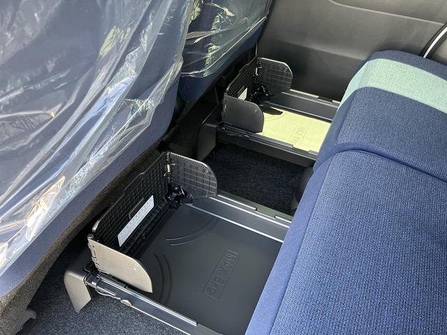 ムーヴキャンバスセオリーＧ　パノラマモニター　シートヒーター誤発進抑制装置　ＬＥＤランプ　パノラマモニター　シートヒーター　衝突安全ボディ　バックカメラ　オートライト　ベンチシート　盗難防止装置　オートハイビーム　ＥＣＯアイドル（山口県）の中古車