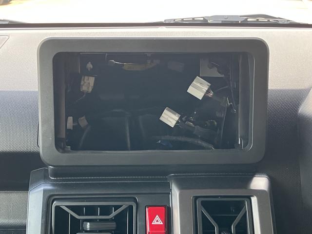 タフトＧ　ダーククロムベンチャー　シートヒーター　バックカメラガラスルーフ　衝突安全ボディ　シートヒーター付き　盗難防止システム　キーフリー　オートライト　誤発進抑制装置　ＬＥＤライト　レーンキープアシスト　リアカメラ　記録簿　アルミ　コーナーソナー　禁煙車（山口県）の中古車