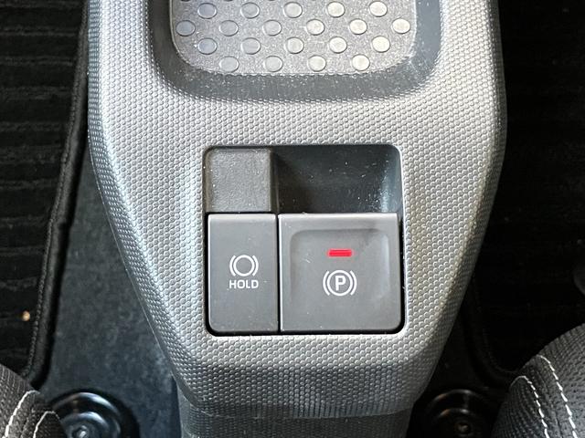 タフトＧ　ダーククロムベンチャー　シートヒーター　バックカメラガラスルーフ　衝突安全ボディ　シートヒーター付き　盗難防止システム　キーフリー　オートライト　誤発進抑制装置　ＬＥＤライト　レーンキープアシスト　リアカメラ　記録簿　アルミ　コーナーソナー　禁煙車（山口県）の中古車