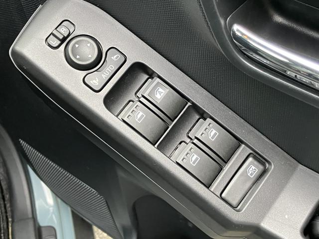 タフトＧ　ダーククロムベンチャー　シートヒーター　バックカメラガラスルーフ　衝突安全ボディ　シートヒーター付き　盗難防止システム　キーフリー　オートライト　誤発進抑制装置　ＬＥＤライト　レーンキープアシスト　リアカメラ　記録簿　アルミ　コーナーソナー　禁煙車（山口県）の中古車