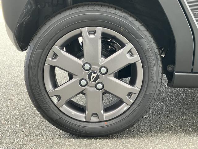 タフトＧ　ダーククロムベンチャー　シートヒーター　バックカメラガラスルーフ　衝突安全ボディ　シートヒーター付き　盗難防止システム　キーフリー　オートライト　誤発進抑制装置　ＬＥＤライト　レーンキープアシスト　リアカメラ　記録簿　アルミ　コーナーソナー　禁煙車（山口県）の中古車