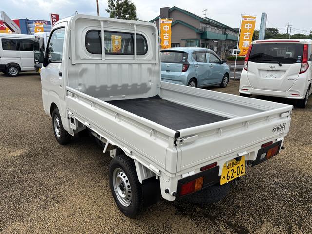 ハイゼットトラックスタンダード５ＭＴ　ダブルエアバッグ　パートタイム４ＷＤ　衝突軽減システム　レーンアシスト　ＡＢＳ（鹿児島県）の中古車