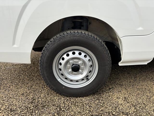 ハイゼットトラックスタンダード５ＭＴ　ダブルエアバッグ　パートタイム４ＷＤ　衝突軽減システム　レーンアシスト　ＡＢＳ（鹿児島県）の中古車