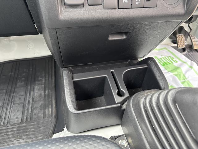 ハイゼットトラックスタンダード５ＭＴ　ダブルエアバッグ　パートタイム４ＷＤ　衝突軽減システム　レーンアシスト　ＡＢＳ（鹿児島県）の中古車