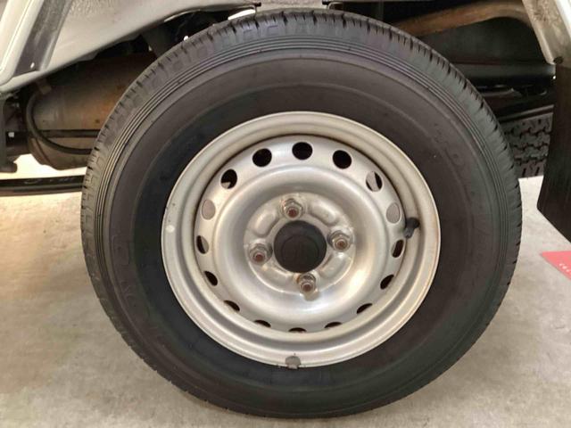 ハイゼットトラックスタンダードＳＡIIIｔ５速ＭＴ車　４ＷＤ車　衝突被害軽減システム　エアコン　パワステ　ＣＤプレーヤー（鹿児島県）の中古車