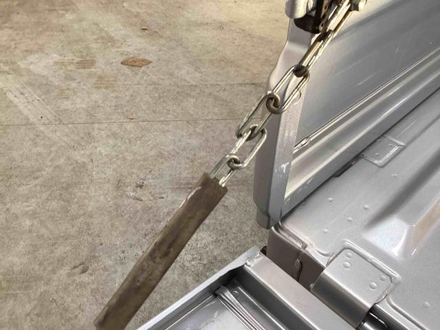 ハイゼットトラックスタンダードＳＡIIIｔ５速ＭＴ車　４ＷＤ車　衝突被害軽減システム　エアコン　パワステ　ＣＤプレーヤー（鹿児島県）の中古車