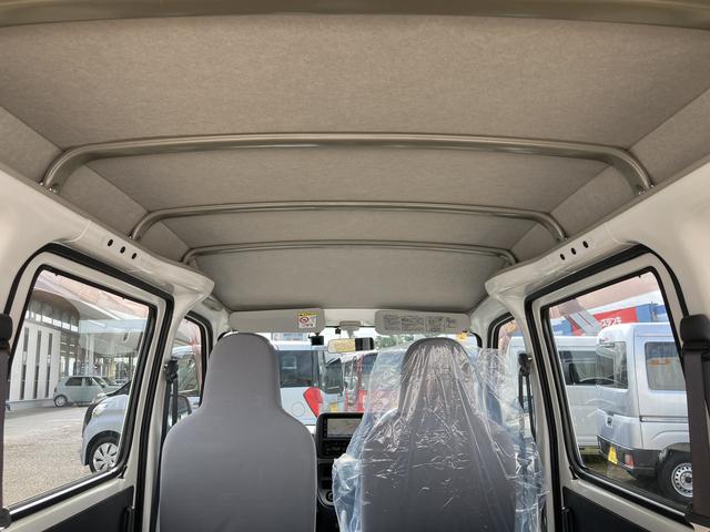 ハイゼットカーゴスペシャルインパネ５速マニュアルミッション車　運転席エアバッグ　助手席エアバッグ　両スライドドア　エアコン　パワステ　カーナビゲーション（鹿児島県）の中古車