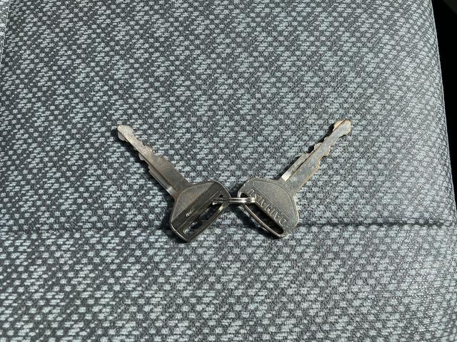 ハイゼットカーゴスペシャルインパネ５速マニュアルミッション車　運転席エアバッグ　助手席エアバッグ　両スライドドア　エアコン　パワステ　カーナビゲーション（鹿児島県）の中古車