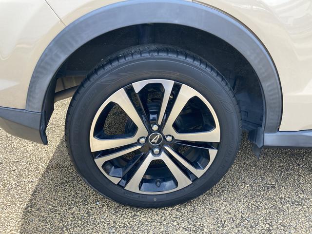 ロッキーＧカーナビ　バックモニター　プッシュスタートスイッチ　電子カードキー　車線逸脱警告　誤発進抑制機能　オートマチックハイビーム　アルミホイール　ＡＢＳ（鹿児島県）の中古車
