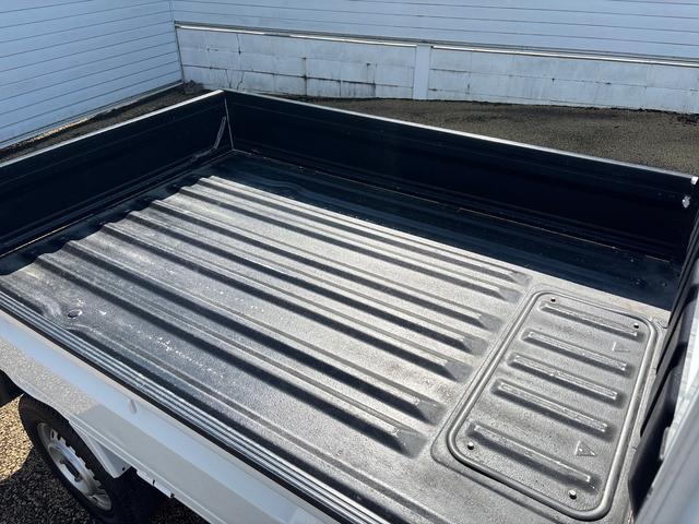 ミニキャブトラックみのり5速MT車 4WD車 エアコン パワステ CDプレーヤー(鹿児島県)の中古車