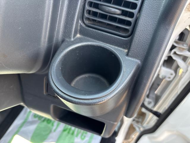 ミニキャブトラックみのり5速MT車 4WD車 エアコン パワステ CDプレーヤー(鹿児島県)の中古車