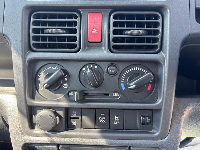 ミニキャブトラックみのり5速MT車 4WD車 エアコン パワステ CDプレーヤー(鹿児島県)の中古車