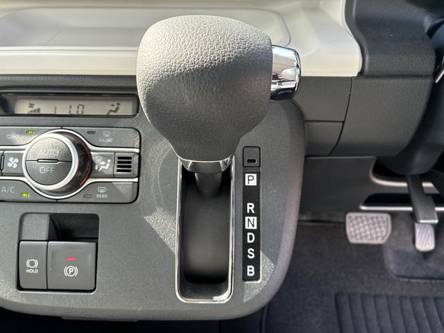 ムーヴキャンバスストライプスＧインパネシフト　プッシュスタートスイッチ　電子カードキー　電動パーキングブレーキ　オートハイビーム　車線逸脱警報　エマージェンシーブレーキ　ＡＢＳ　両Ｐドア（鹿児島県）の中古車