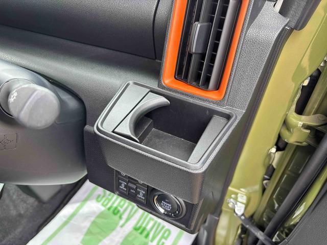 タントファンクロスインパネシフト　プッシュスタートスイッチ　電子カードキー　電動パーキングブレーキ　ディスプレイオーディオ　アルミホイール　両側オートドア　レーンキープアシスト　衝突軽減システム　ＡＢＳ（鹿児島県）の中古車