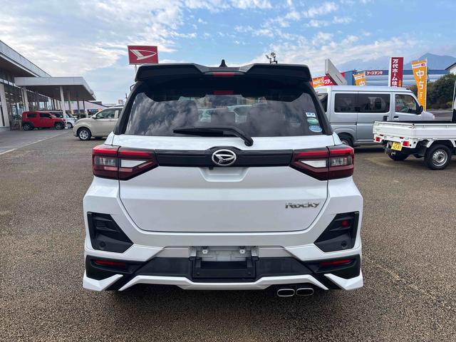 ロッキープレミアムプッシュスタートスイッチ　電子カードキー　カーナビ　ドラレコ　衝突軽減システム　車線逸脱警報　アルミホイール　ＡＢＳ　フォグランプ（鹿児島県）の中古車