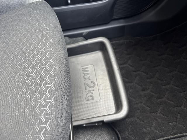 ロッキープレミアムプッシュスタートスイッチ　電子カードキー　カーナビ　ドラレコ　衝突軽減システム　車線逸脱警報　アルミホイール　ＡＢＳ　フォグランプ（鹿児島県）の中古車