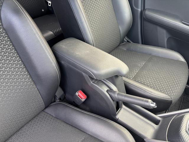 ロッキープレミアムプッシュスタートスイッチ　電子カードキー　カーナビ　ドラレコ　衝突軽減システム　車線逸脱警報　アルミホイール　ＡＢＳ　フォグランプ（鹿児島県）の中古車