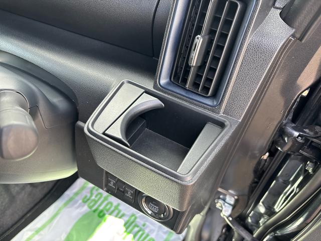 タントカスタムＸインパネシフト　プッシュスタートスイッチ　電子カードキー　電動パーキングブレーキ　衝突軽減ブレーキ　車線逸脱防止　アルミホイール　両側パワースライドドア　ＡＢＳ（鹿児島県）の中古車