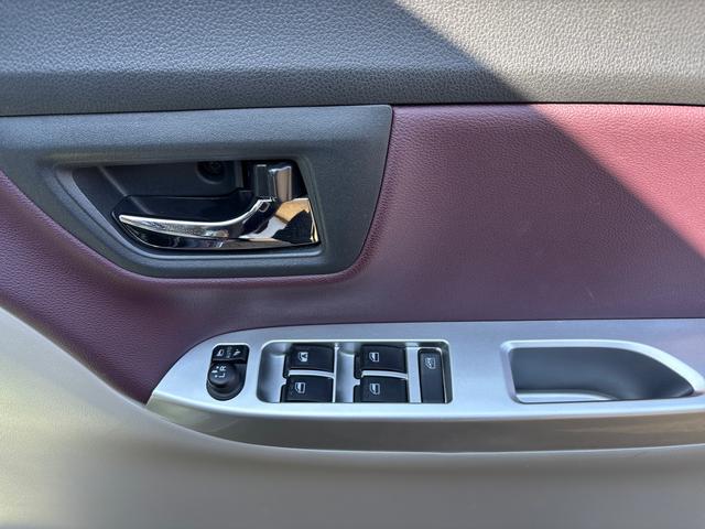 キャストスタイルＧ　ＶＳ　ＳＡIIIインパネシフト　プッシュスタートスイッチ　電子カードキー　カーナビ　シートヒーター　車線逸脱警報装置　ブレーキサポート　ＡＢＳ　アルミホイール（鹿児島県）の中古車