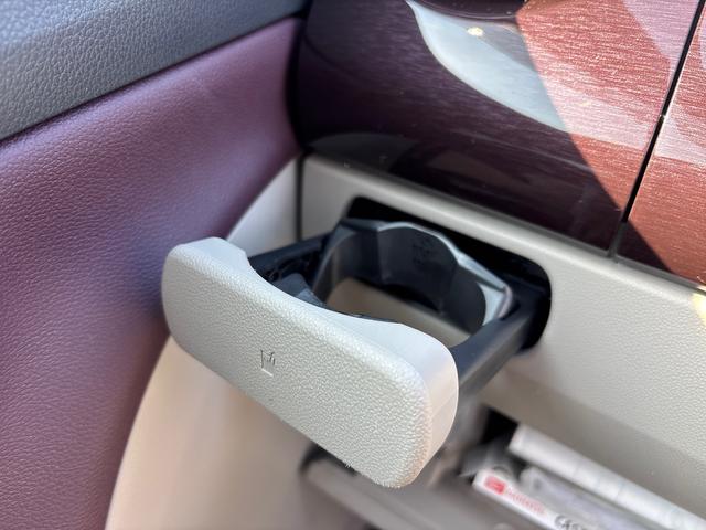 キャストスタイルＧ　ＶＳ　ＳＡIIIインパネシフト　プッシュスタートスイッチ　電子カードキー　カーナビ　シートヒーター　車線逸脱警報装置　ブレーキサポート　ＡＢＳ　アルミホイール（鹿児島県）の中古車