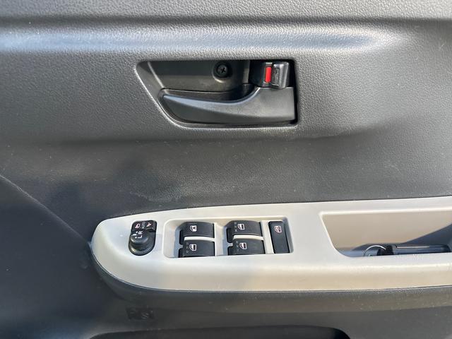 ブーンシルク　ＳＡIIインパネシフト　プッシュスタートスイッチ　電子カードキー　カーナビ　ＥＴＣ車載器　衝突回避支援ブレーキ　ＡＢＳ　レーンアシスト（鹿児島県）の中古車