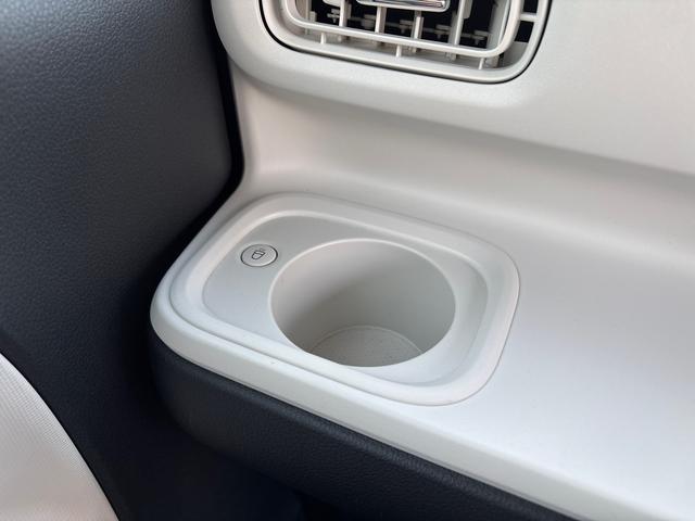 ムーヴキャンバスストライプスＧインパネシフト　プッシュスタートスイッチ　電子カードキー　電動パーキングブレーキ　Ｗパワースライドドア　前後誤発進抑制　車線逸脱警告　オートハイビーム　ＡＢＳ（鹿児島県）の中古車