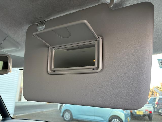 ムーヴキャンバスストライプスＧインパネシフト　プッシュスタートスイッチ　電子カードキー　電動パーキングブレーキ　Ｗパワースライドドア　前後誤発進抑制　車線逸脱警告　オートハイビーム　ＡＢＳ（鹿児島県）の中古車