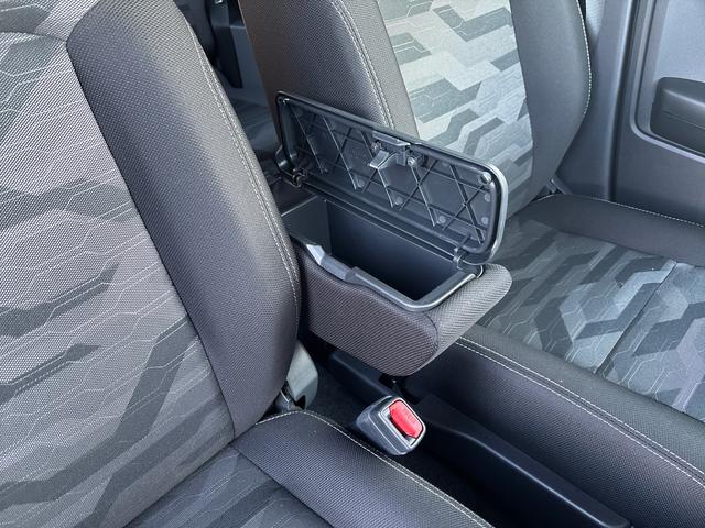 タフトＧ　ダーククロムベンチャーインパネシフト　プッシュスタートスイッチ　電子カードキー　電動パーキングブレーキ　カーナビ　バックモニター　サンル−フ　被害軽減ブレーキ　車線逸脱警報装置　ＡＢＳ　アルミホイール　ＡＴハイビーム（鹿児島県）の中古車