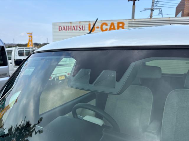 ムーヴキャンバスストライプスGインパネシフト プッシュスタートスイッチ 電子カードキー 電動パーキングブレーキ 両側電動スライドドア 前後誤発進抑制 車線逸脱警告 オートハイビーム ABS(鹿児島県)の中古車