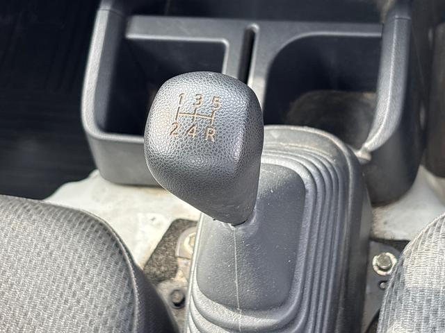 ハイゼットトラックスタンダード５ＭＴ車　４ＷＤ車　エアバッグ　エアコン付　パワステ（鹿児島県）の中古車