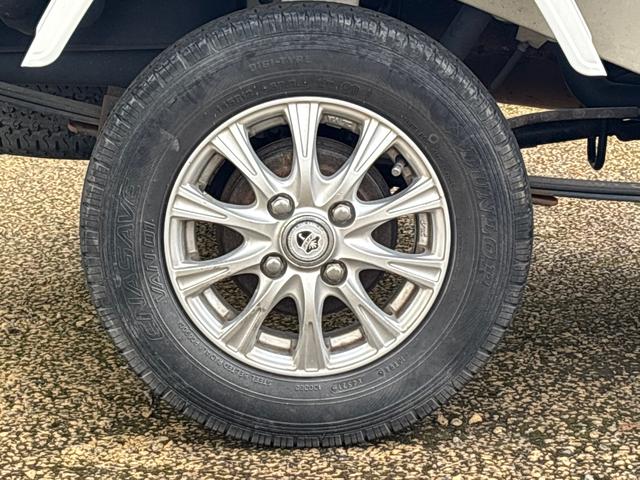 ハイゼットトラックスタンダード５ＭＴ車　４ＷＤ車　エアバッグ　エアコン付　パワステ（鹿児島県）の中古車