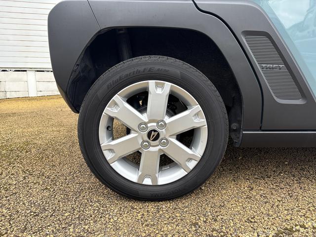 タフトＧ　クロムベンチャーインパネシフト　プッシュスタートスイッチ　電子カードキー　電動パーキングブレーキ　車線逸脱警報装置　ＡＢＳ　ＡＴハイビーム　アルミホイール　ガラスルーフ（鹿児島県）の中古車