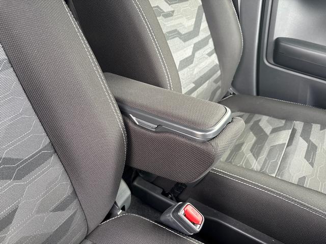 タフトＧ　クロムベンチャーインパネシフト　プッシュスタートスイッチ　電子カードキー　電動パーキングブレーキ　車線逸脱警報装置　ＡＢＳ　ＡＴハイビーム　アルミホイール　ガラスルーフ（鹿児島県）の中古車