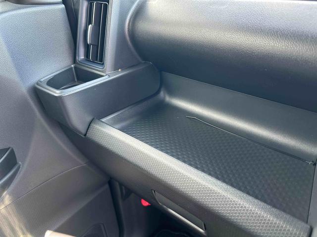 タントカスタムＸインパネシフト　プッシュスタートスイッチ　電子カードキー　電動パーキングブレーキ　カーナビ　バックモニター　両側パワースライドドア　レーンキープアシスト　オートマチックハイビーム　ＡＢＳ（鹿児島県）の中古車