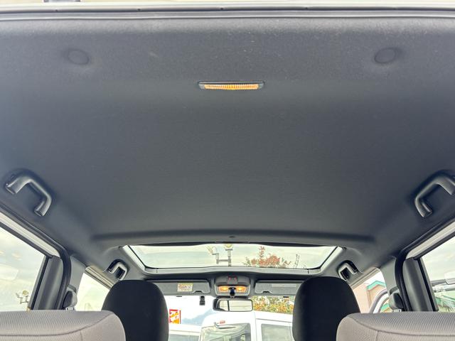 タフトＧ　クロムベンチャーインパネシフト　プッシュスタートスイッチ　電子カードキー　電動パーキングブレーキ　カーナビ　レーンキープアシスト　オートハイビーム　パノラマガラスルーフ　誤発進抑制装置　アルミホイール　ＡＢＳ（鹿児島県）の中古車