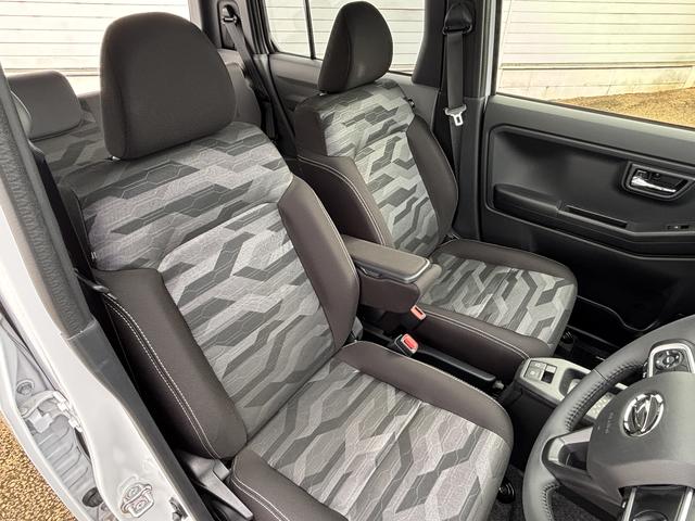 タフトＧ　クロムベンチャーインパネシフト　プッシュスタートスイッチ　電子カードキー　電動パーキングブレーキ　カーナビ　レーンキープアシスト　オートハイビーム　パノラマガラスルーフ　誤発進抑制装置　アルミホイール　ＡＢＳ（鹿児島県）の中古車