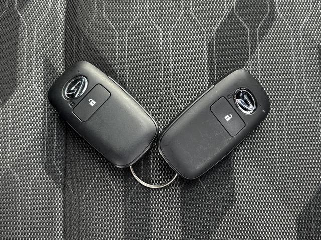 タフトＧ　クロムベンチャーインパネシフト　プッシュスタートスイッチ　電子カードキー　電動パーキングブレーキ　カーナビ　レーンキープアシスト　オートハイビーム　パノラマガラスルーフ　誤発進抑制装置　アルミホイール　ＡＢＳ（鹿児島県）の中古車