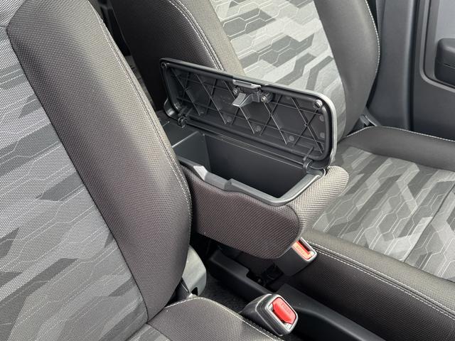 タフトＧ　クロムベンチャーインパネシフト　プッシュスタートスイッチ　電子カードキー　電動パーキングブレーキ　カーナビ　レーンキープアシスト　オートハイビーム　パノラマガラスルーフ　誤発進抑制装置　アルミホイール　ＡＢＳ（鹿児島県）の中古車