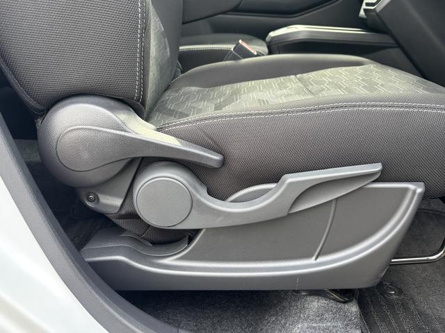 タフトＧ　クロムベンチャーインパネシフト　プッシュスタートスイッチ　電子カードキー　電動パーキングブレーキ　カーナビ　レーンキープアシスト　オートハイビーム　パノラマガラスルーフ　誤発進抑制装置　アルミホイール　ＡＢＳ（鹿児島県）の中古車