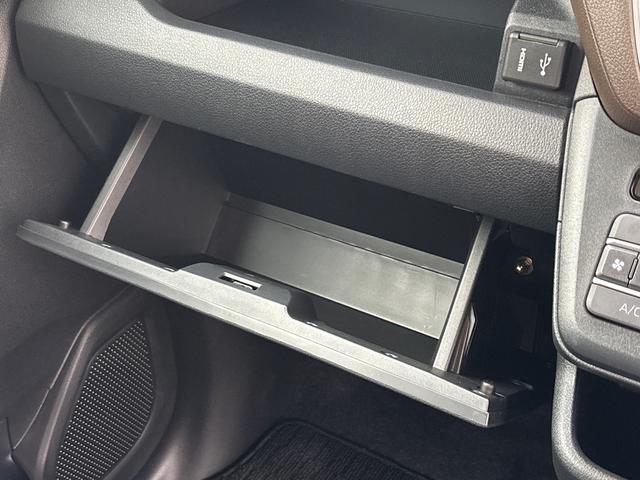 ムーヴGインパネシフト プッシュスタートスイッチ 電子カードキー 電動パーキングブレーキ オートマチックハイビーム 両側スライド左側パワースライドドア レーンアシスト ABS アルミホイール(鹿児島県)の中古車