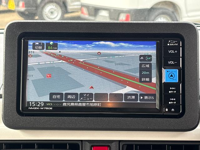 ムーヴキャンバスストライプスＧインパネシフト　プッシュスタートスイッチ　電子カードキー　電動パーキングブレーキ　カーナビ　両側電動スライドドア　衝突被害軽減　車線逸脱　オートハイビーム　ＡＢＳ（鹿児島県）の中古車